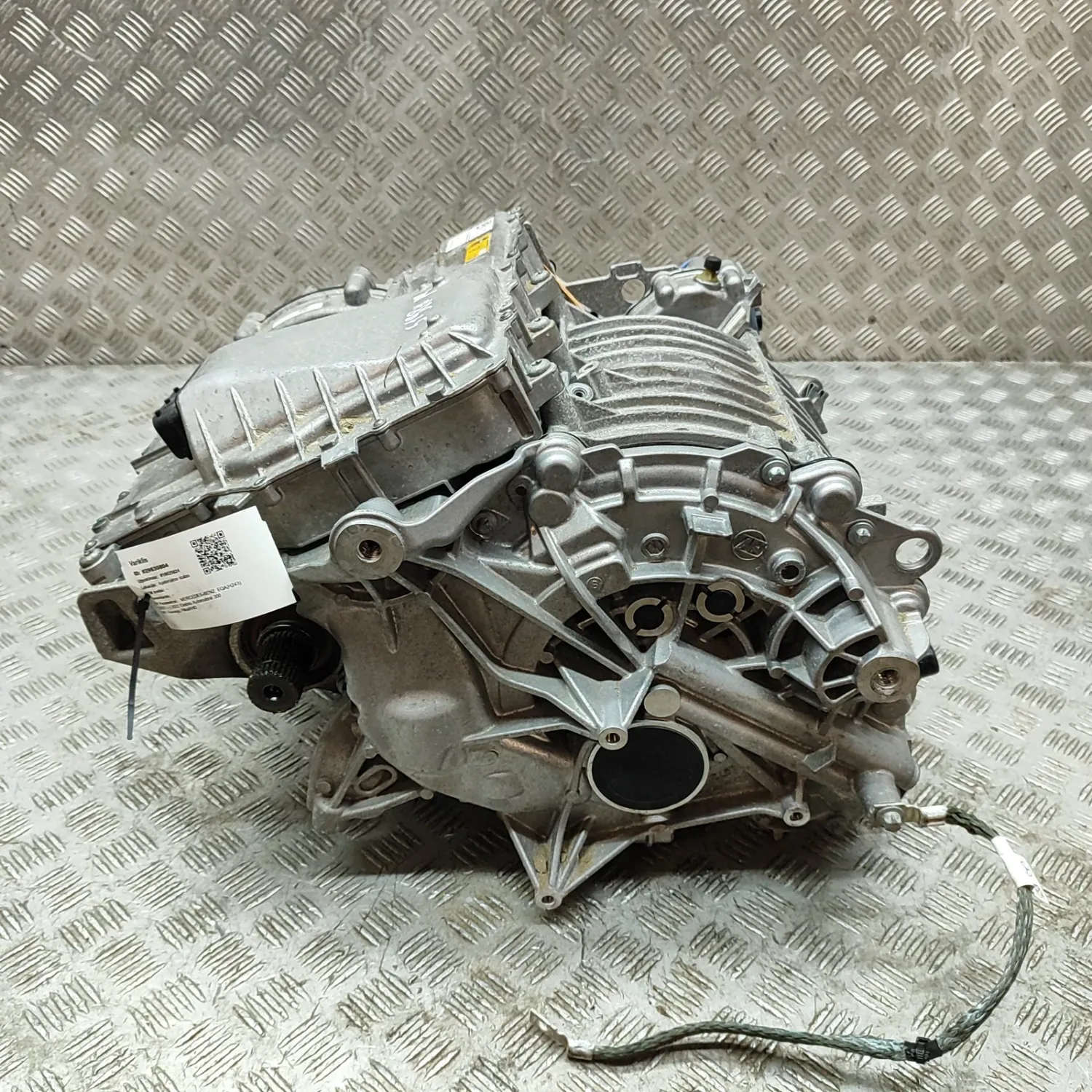 MERCEDES-BENZ EQA H243 Front Engine Motor A2433408902 300kw 2022 29830804