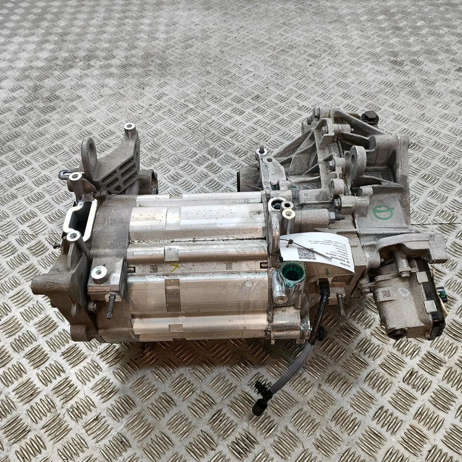 PEUGEOT 2008 MK2 P24 Front Engine Motor 9849341480 Electricity 100kW 2023