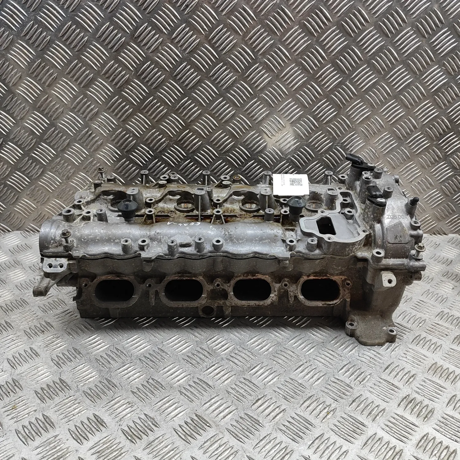 MERCEDES-BENZ CLS C218 Left Side Engine Head A2780161105 4.7i 320kw 2014
