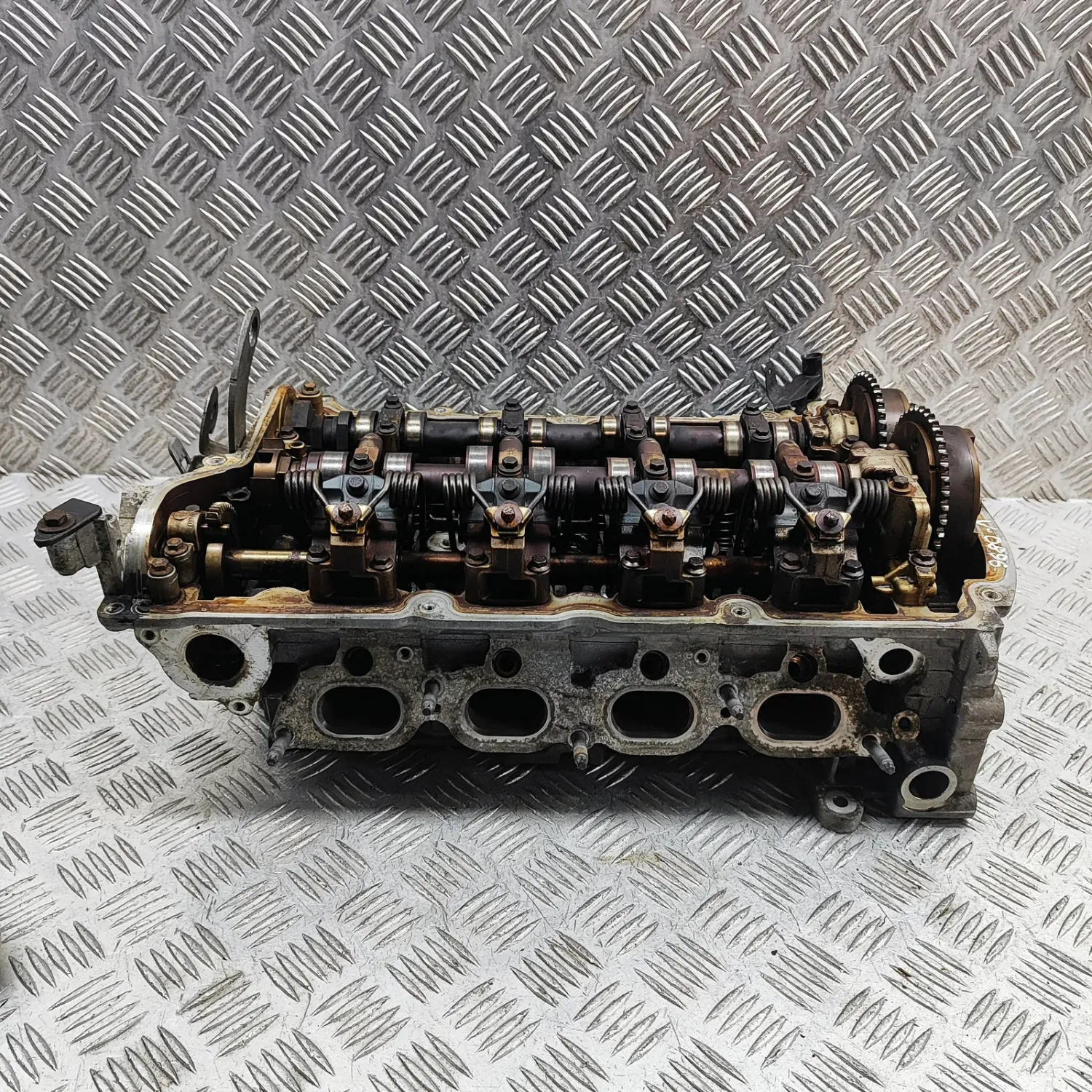 PEUGEOT 308 Engine Cylinder Head 967836981A 1.6 Petrol 88kw 2009 30272530
