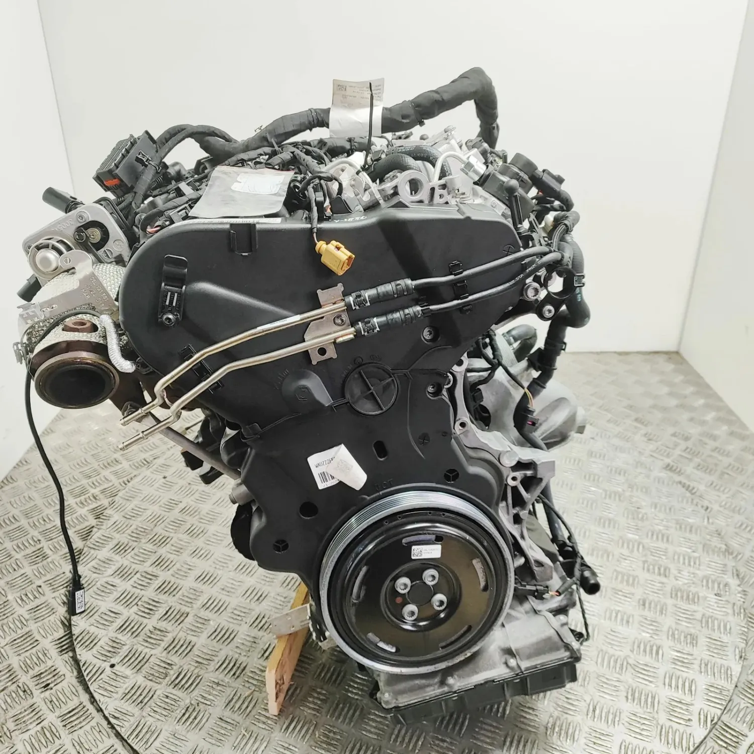 AUDI A5 Sportback F5A Engine Motor DTN 2.0 Diesel / electricity 120kw 33586450