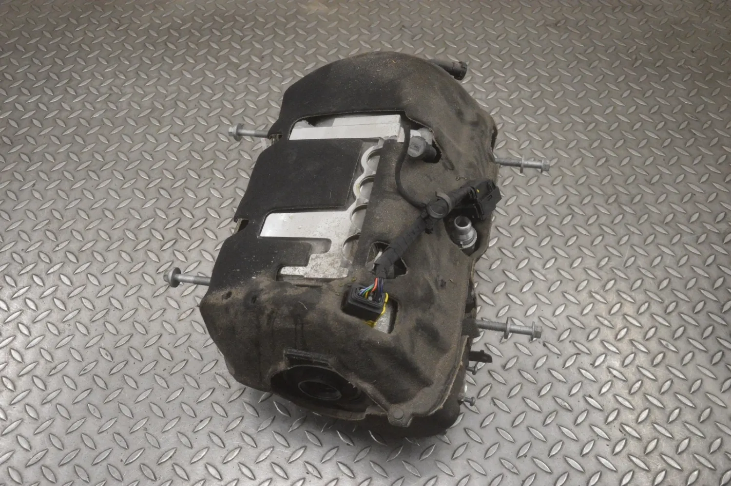 Jaguar I-Pace Rear Engine Drive Motor J9D3-75764-AH X590 2020 RHD 23510622