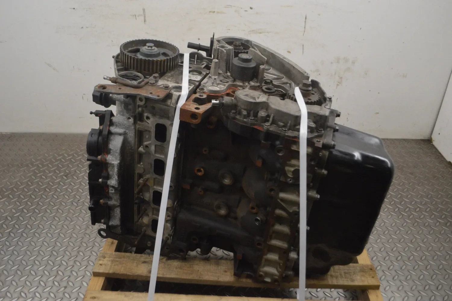 Iveco Daily Engine Motor F1AE 2.3 Diesel 85kW 2003 24769755