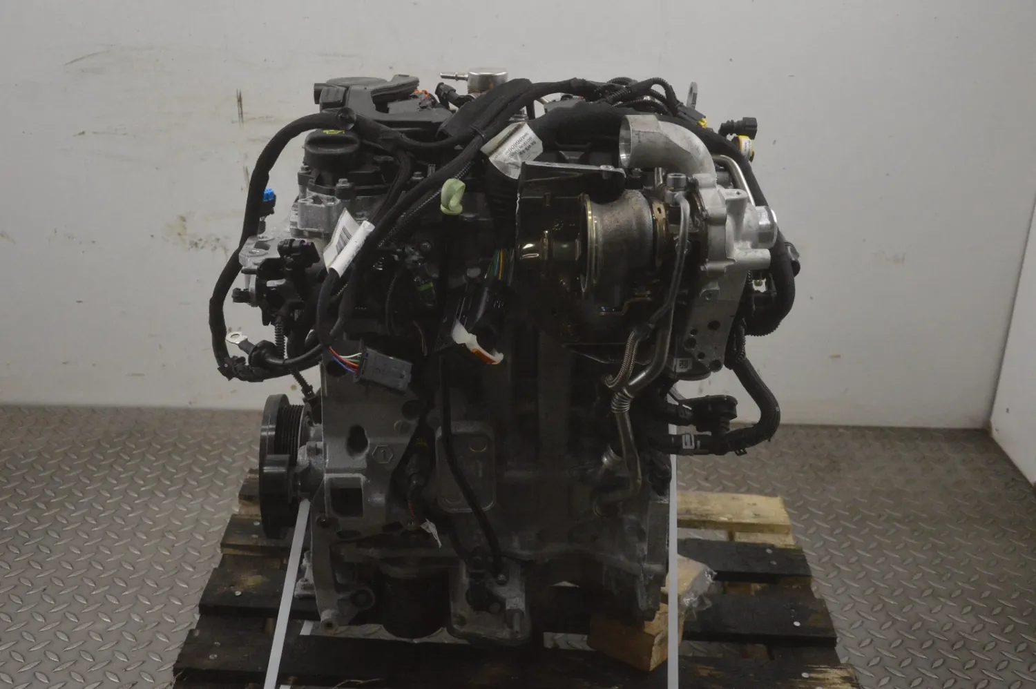 Opel Crossland X Engine Motor HN05 10Z1AE 1.2 Petrol 96kW 1.2 2023 RHD 22982904
