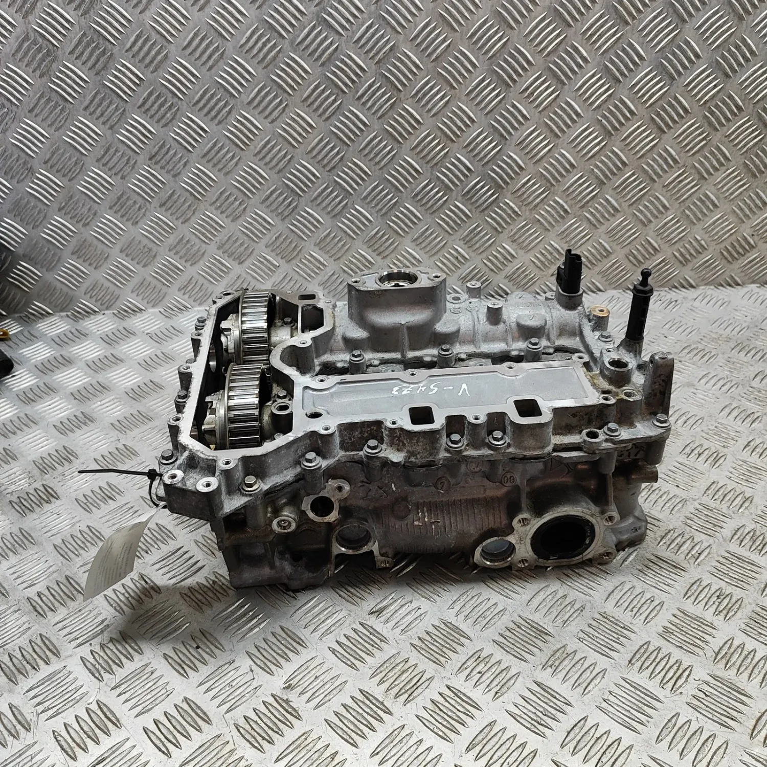 PEUGEOT 408 MK2 Engine Cylinder Head 9810874110 1.2 Petrol 96kw 2023 31601611