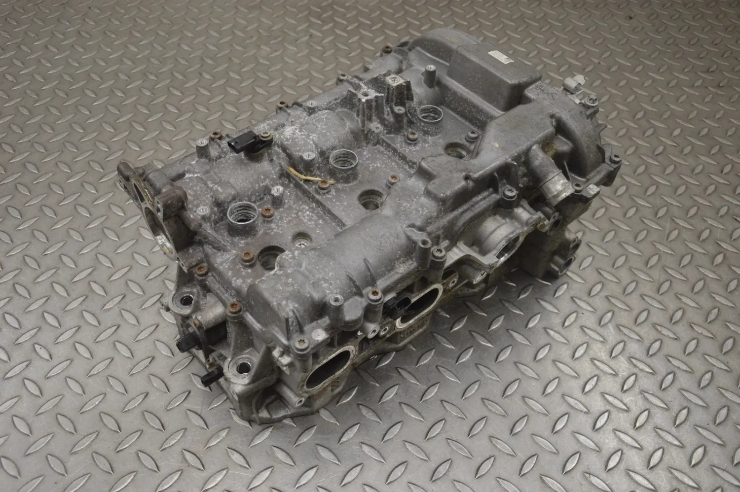 Porsche 911 Engine Cylinder Head Right 9A21055632R 991 3.0 S 2016 21470589