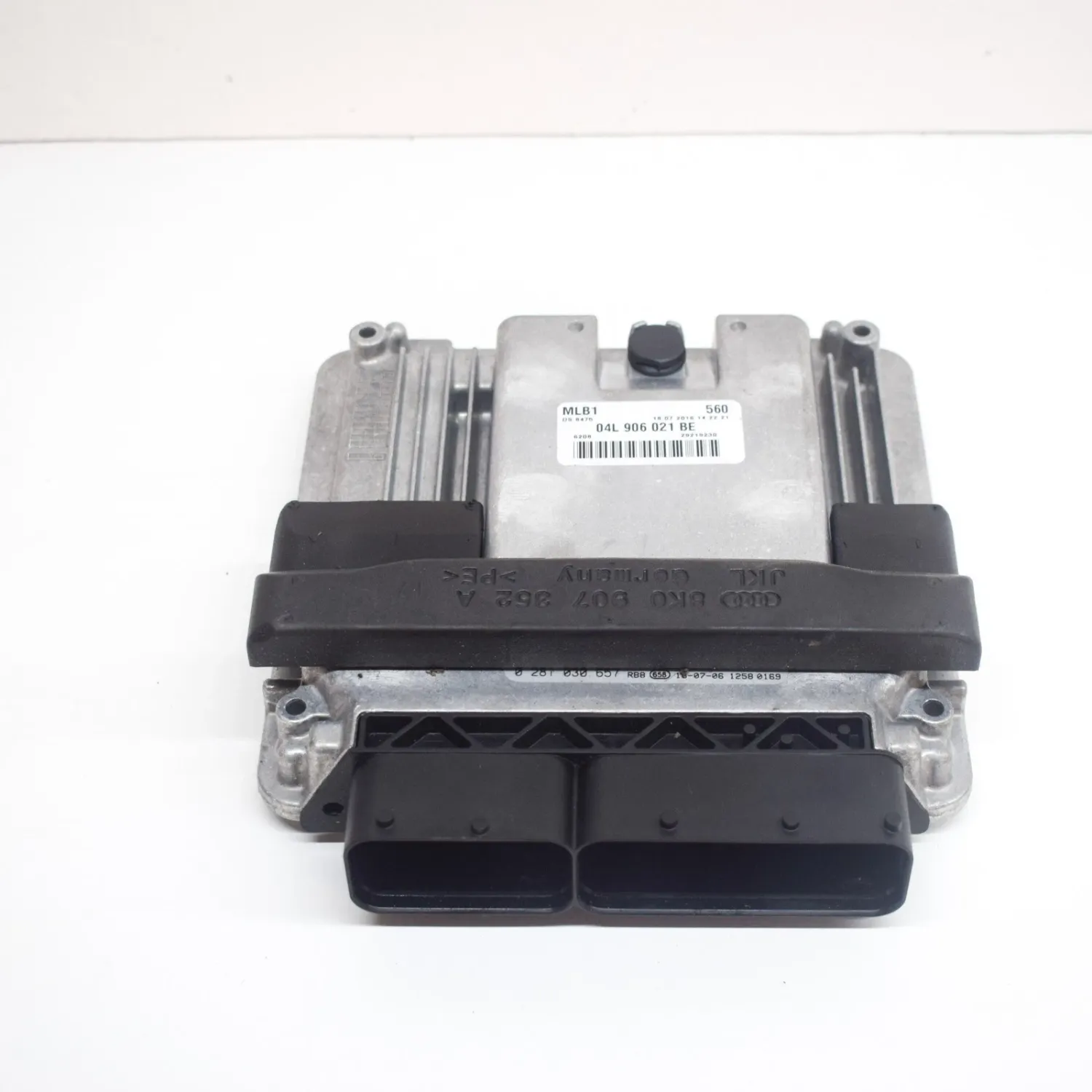 AUDI Q5 8R Engine Control Unit 0281030557 8K0907352A 2.00 Diesel 140kw 2017