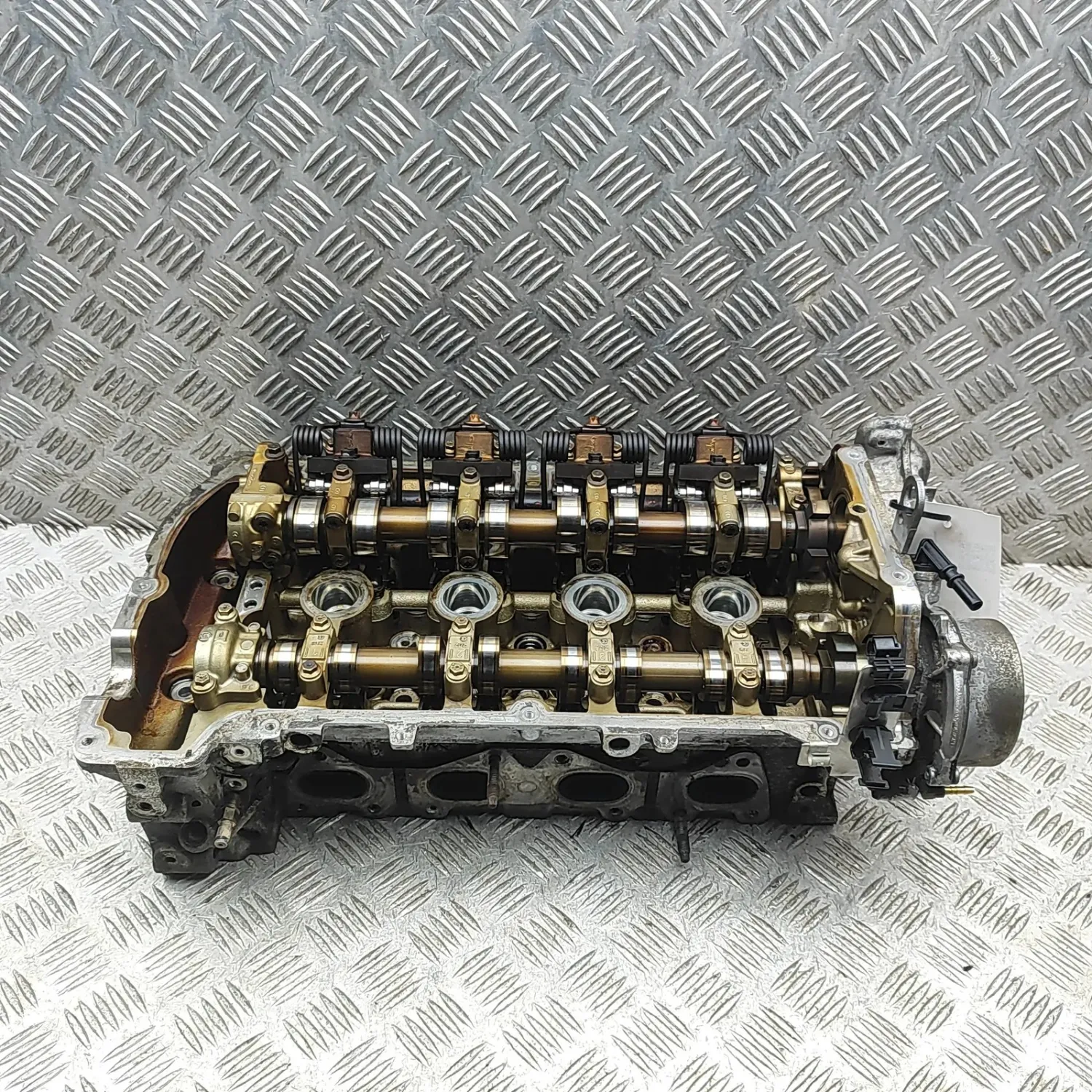 BMW 1 F20 Engine Cylinder Head 7580679 1.6 Petrol 125kw 2011 33517999