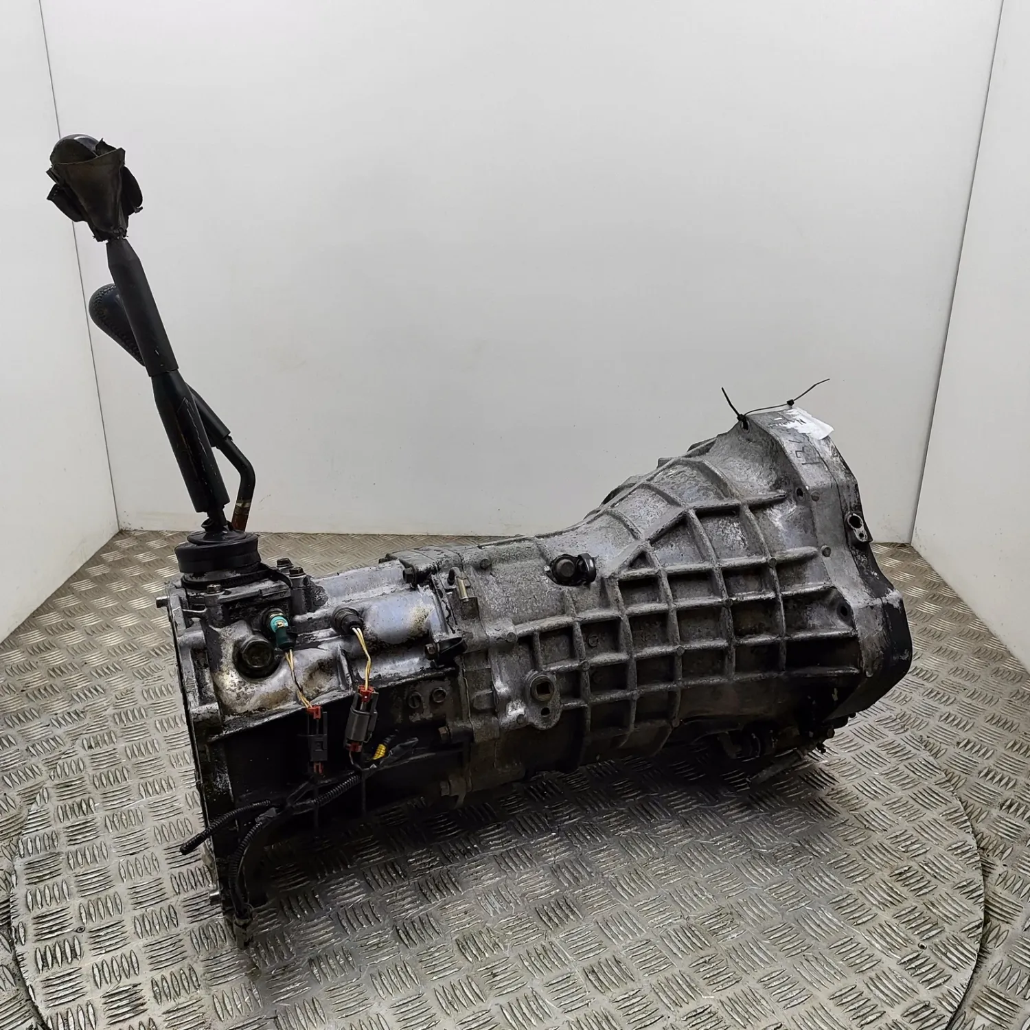 NISSAN NAVARA KING D40 Manual 5 Speed Gearbox 32000VK511 2.5D 128kw 2005