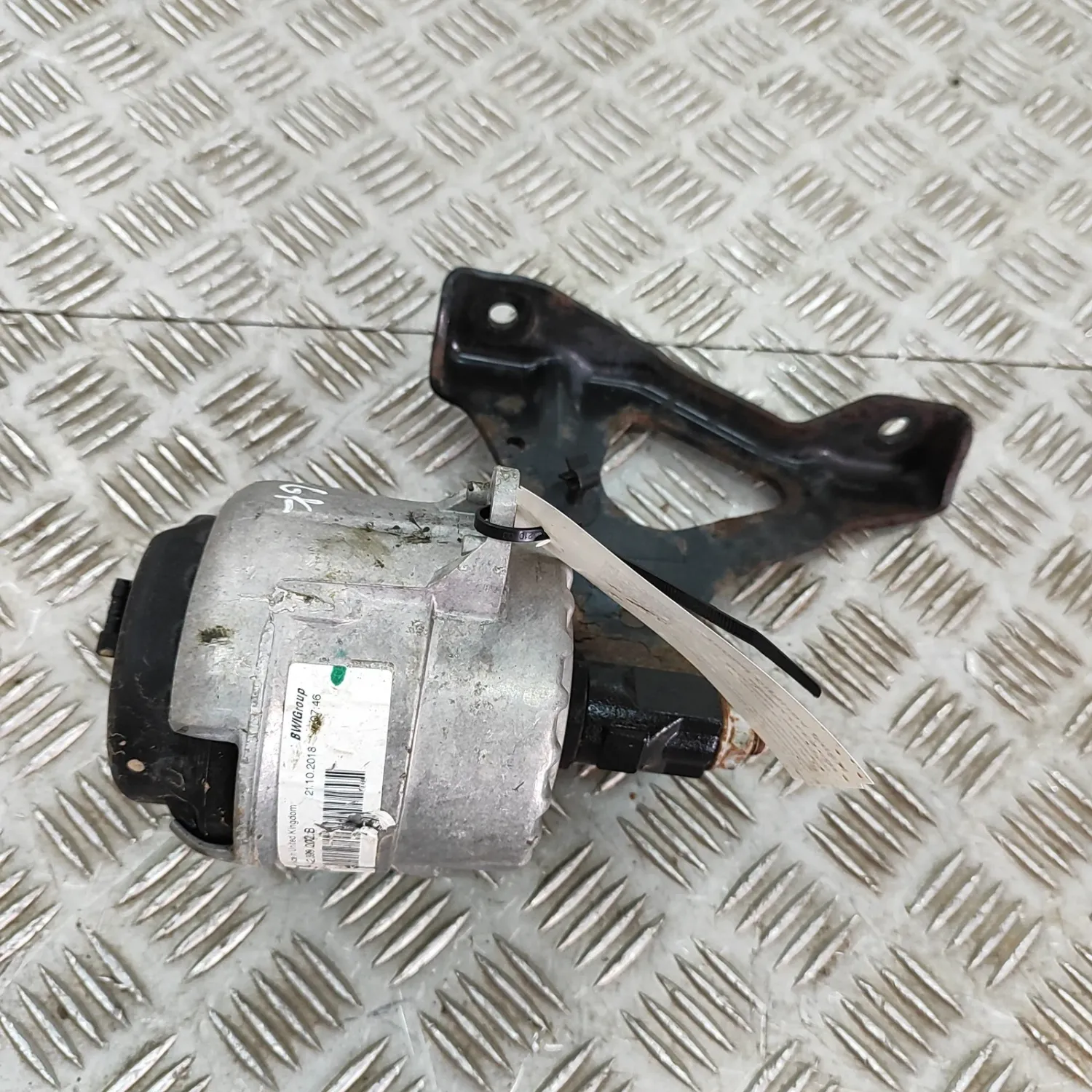 PORSCHE 718 BOXSTER 982 LH Gearbox Mount 982399202B 2.5 Petrol  2019 31779000