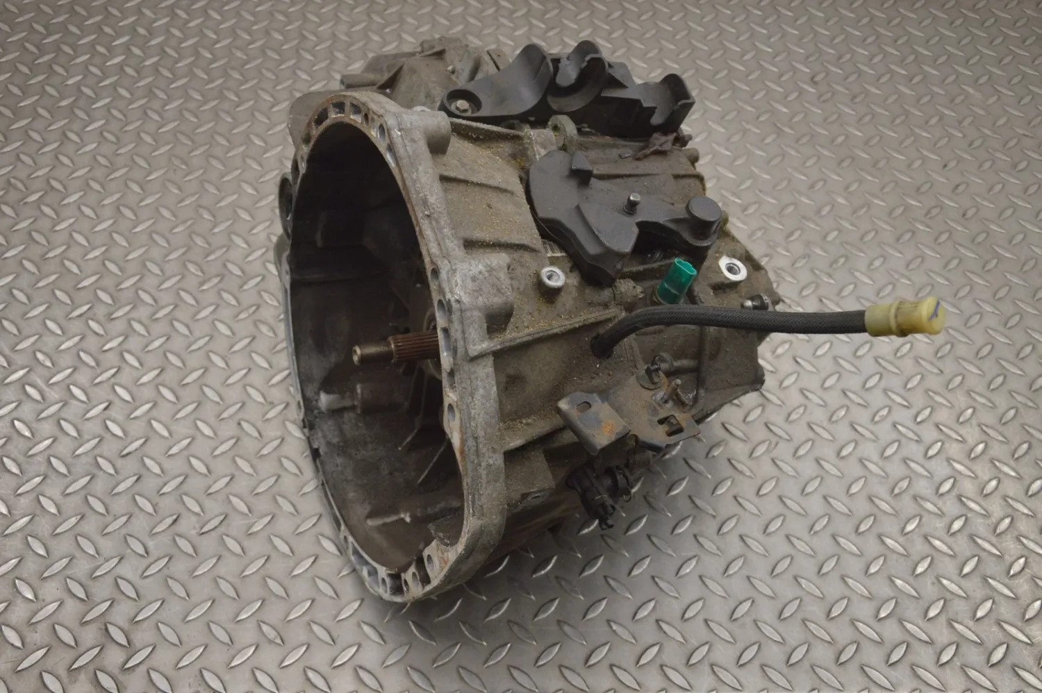 Renault Trafic Manual Gearbox Transmission 320106997R 2.0 dCi 2021 RHD 20490216