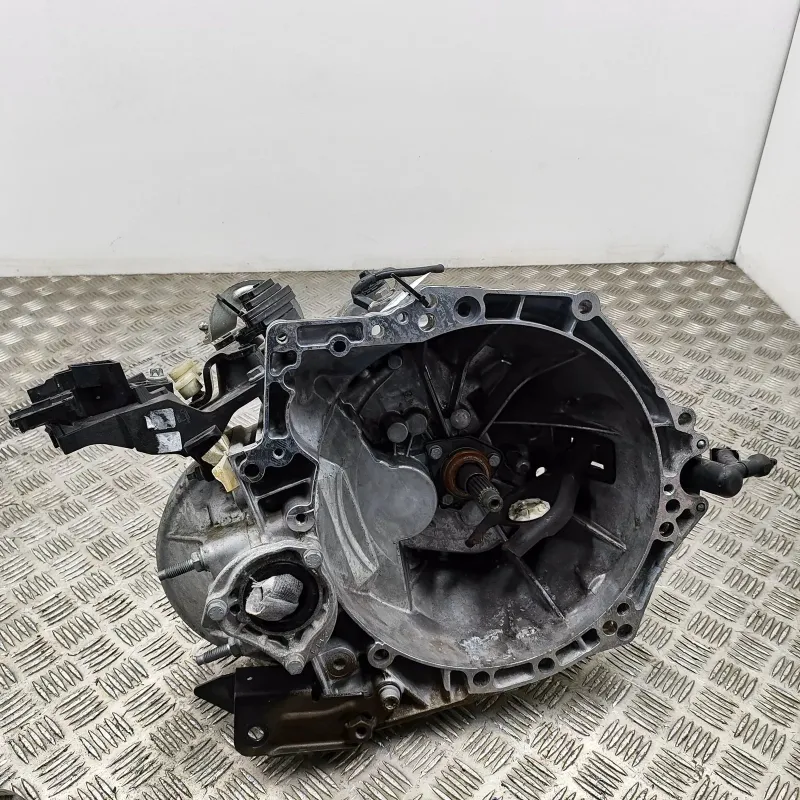 PEUGEOT RIFTER 5 Speed Manual Gearbox 1623093080 1.6i 88kw 2018 23807453