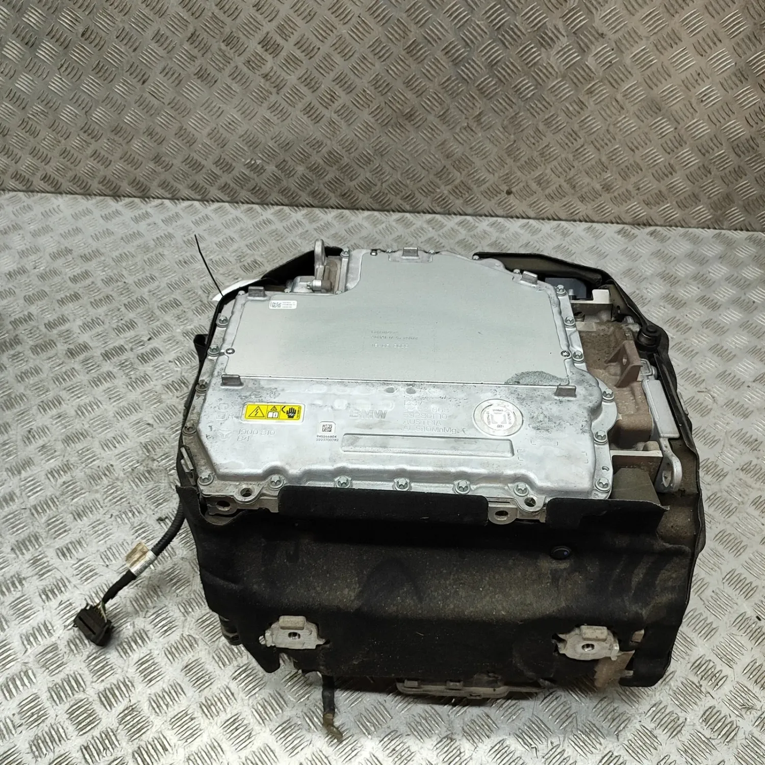 BMW iX I20 Rear Motor 9452668 Electricity 240kw 2022 32949040