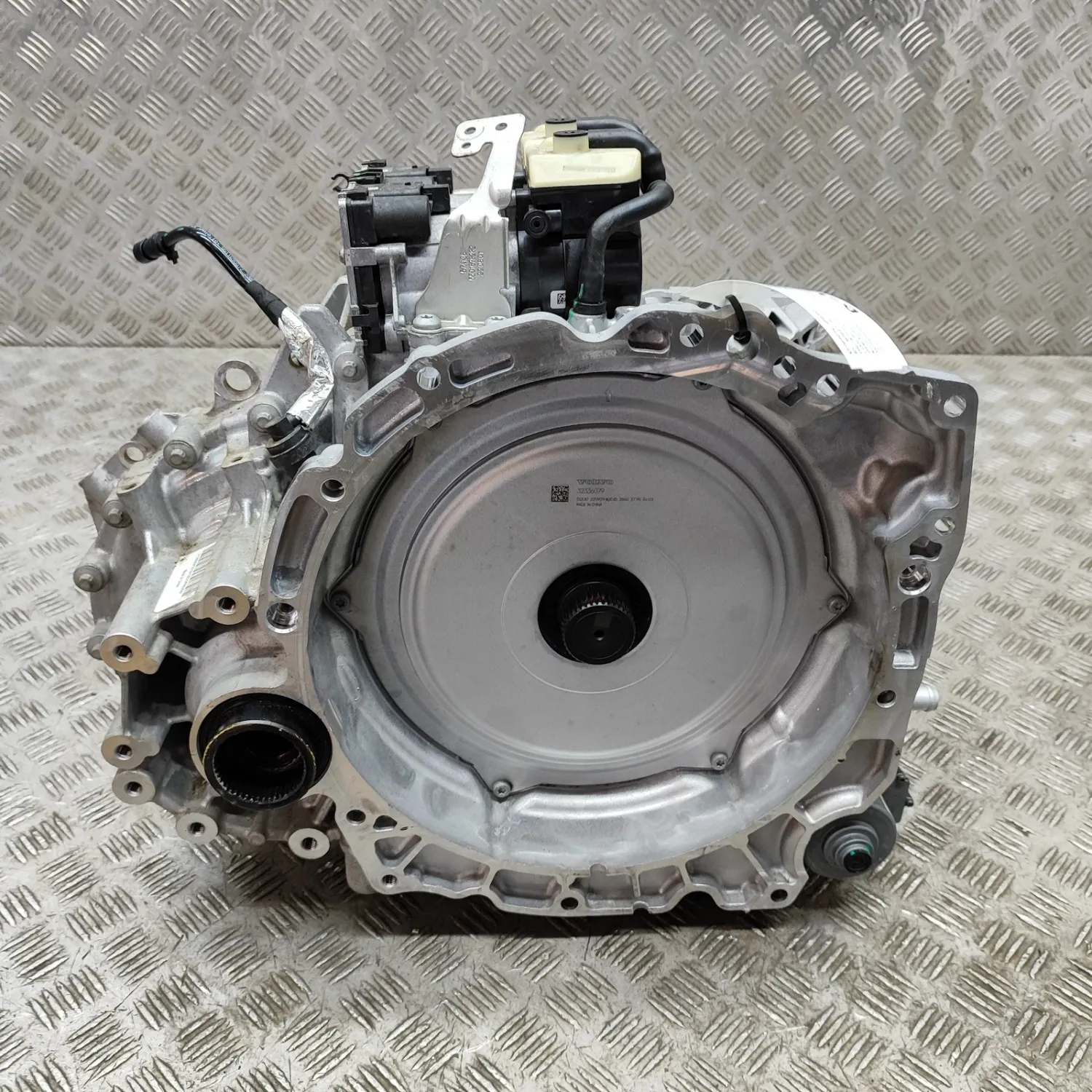VOLVO XC40 T4 Automatic 8 Speed Gearbox P1285503 2.0 Petrol 140kw 2023 26017933