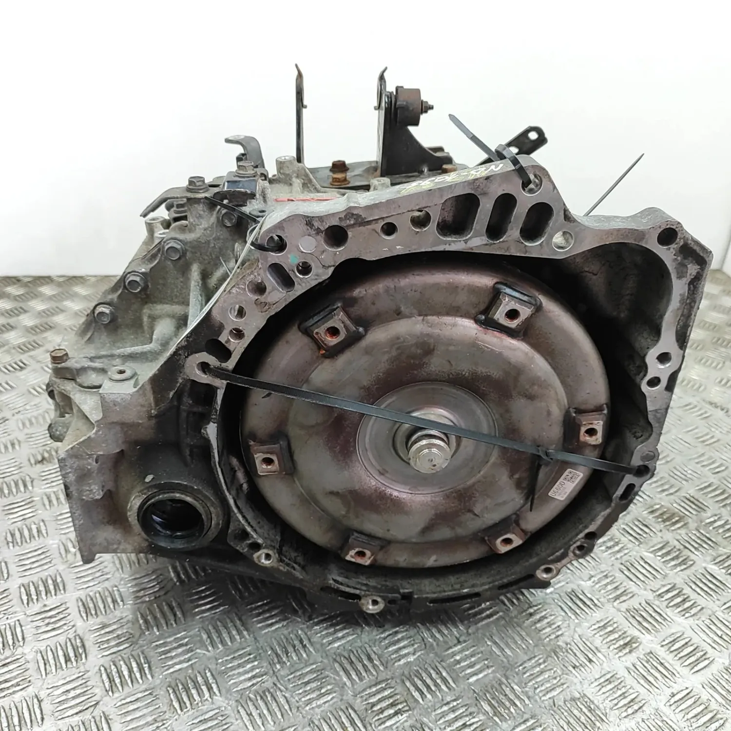 TOYOTA AVENSIS Sedan T27 Gearbox U66D 2.2 Diesel 110kw 2014 31159970
