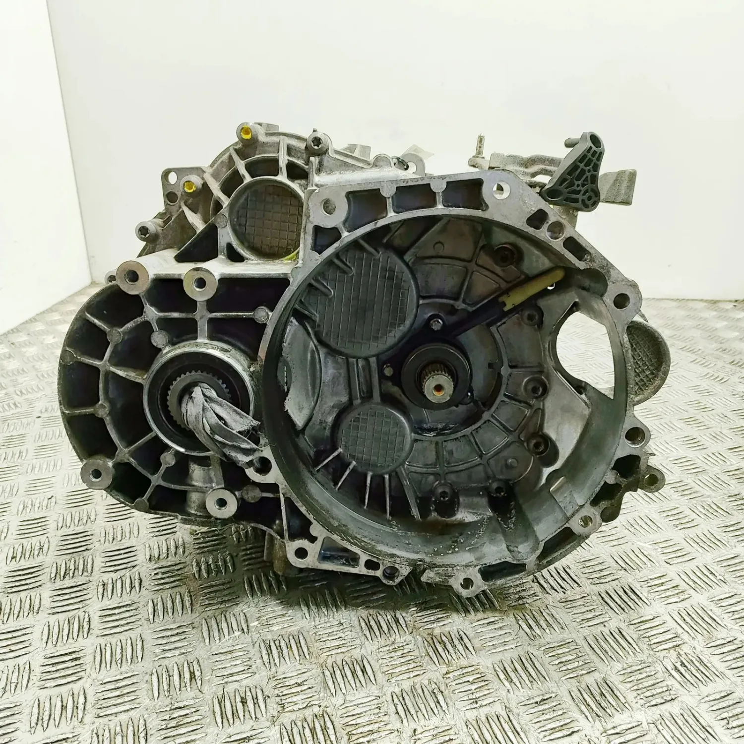 VOLKSWAGEN TIGUAN 5N mk1 Manual Gearbox NGH 2.0 Diesel 103kW 2013 33496371
