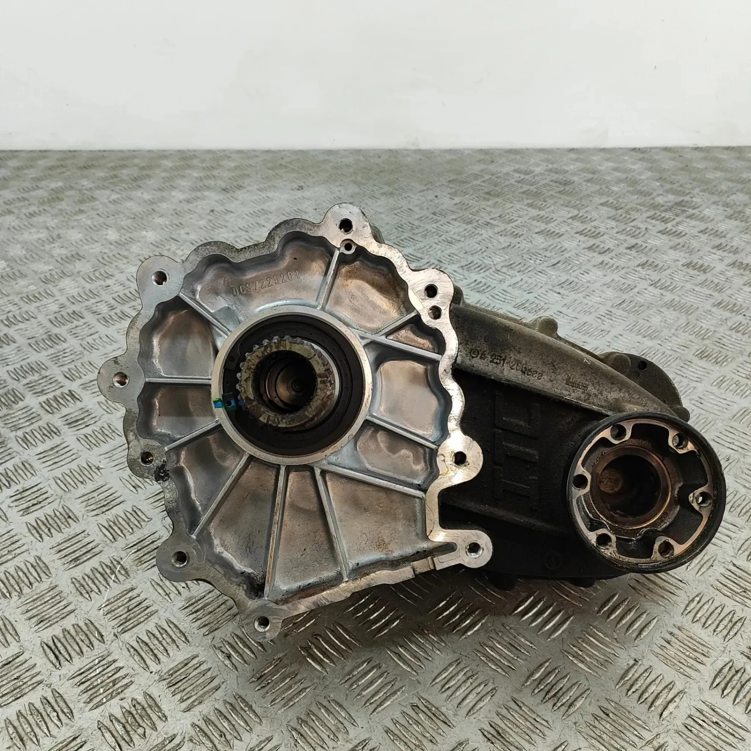 MERCEDES-BENZ GL X166 Transfer Box A2512802000 3.0 Diesel 190kW 2014 33719450