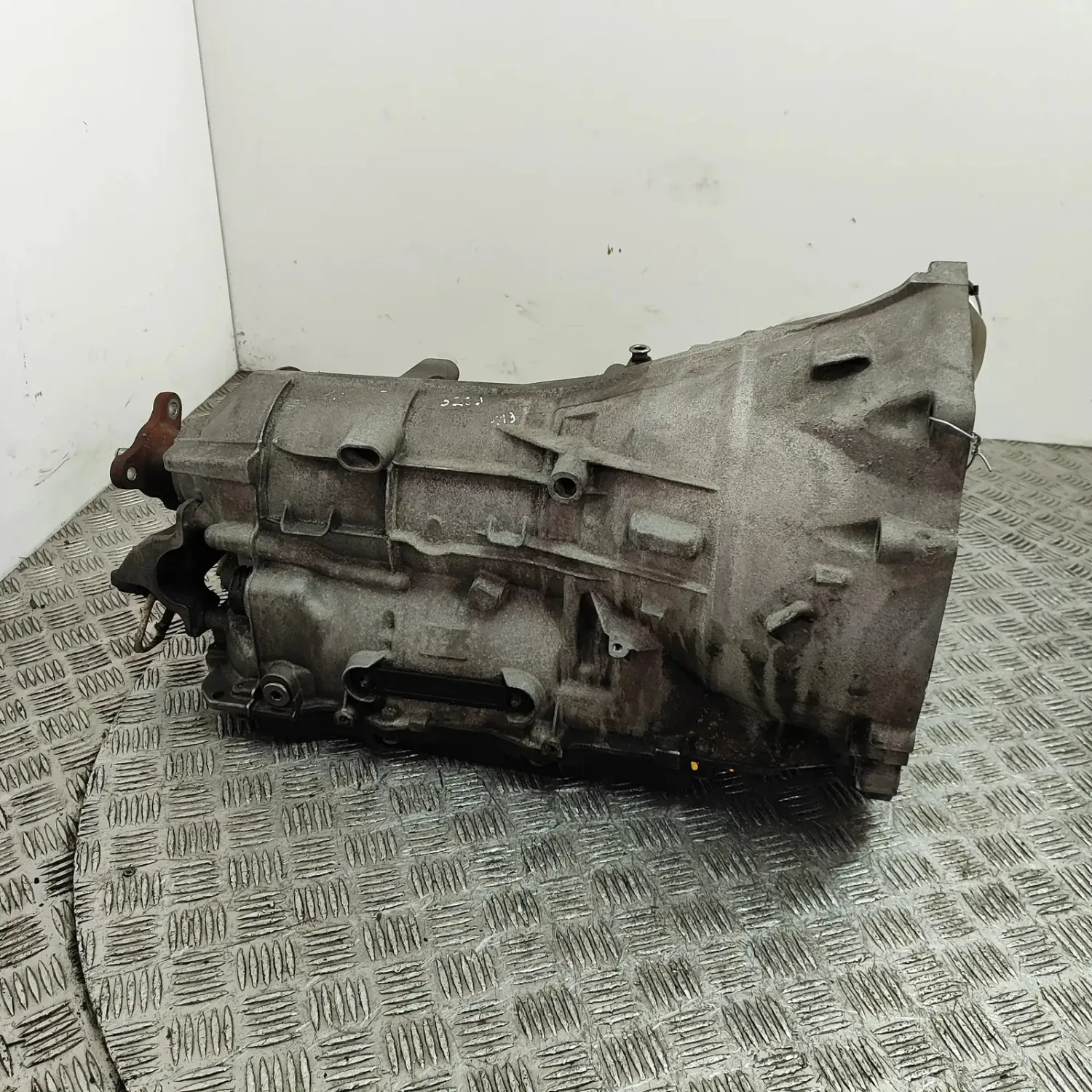 BMW 3 F30, F80 Gearbox 8HP-45 2.0 Diesel 135kw 2012 33563832
