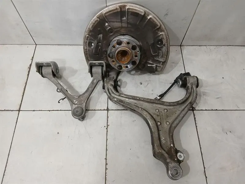 Mercedes GT R190 Left Front Hub A1903301501 SET Wheel Bearing Housing Front Left SET