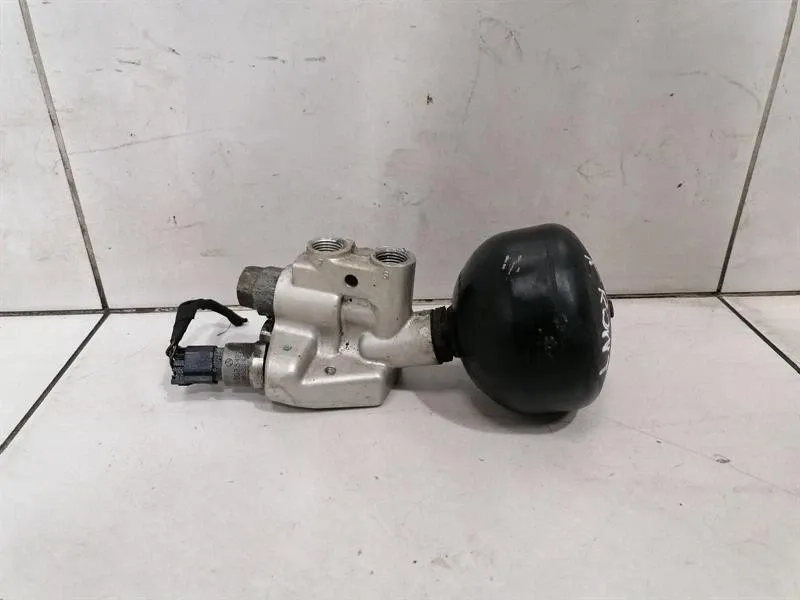 Mercedes SL R230 ABC Hydraulic Valve A2203200858 ABC Hydraulic Valve