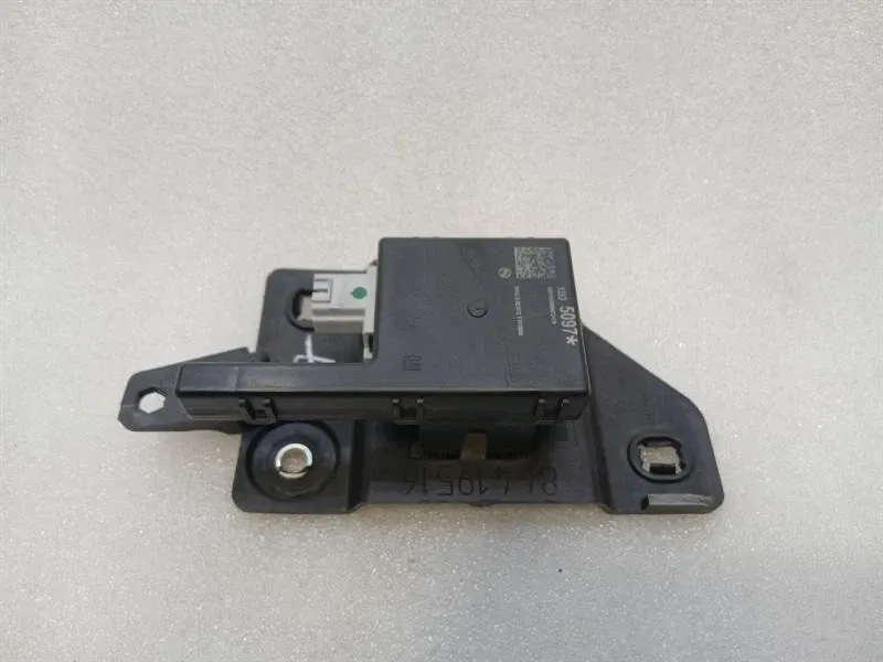 Chevrolet Corvette C8 electronic module 13535097 control unit keyless