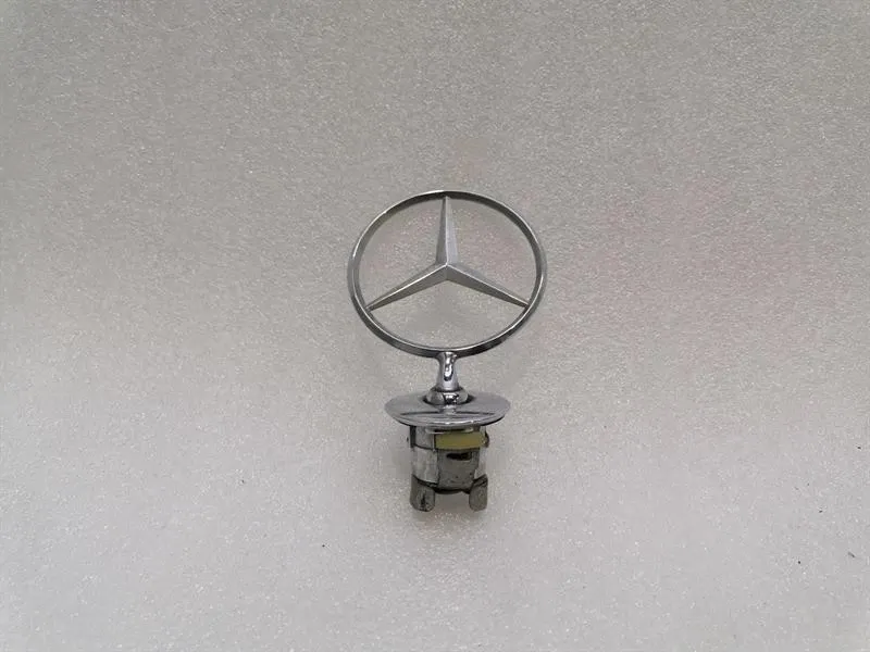Mercedes S-Class W221 Bonnet Logo A2218800086 Star Bonnet Emblem