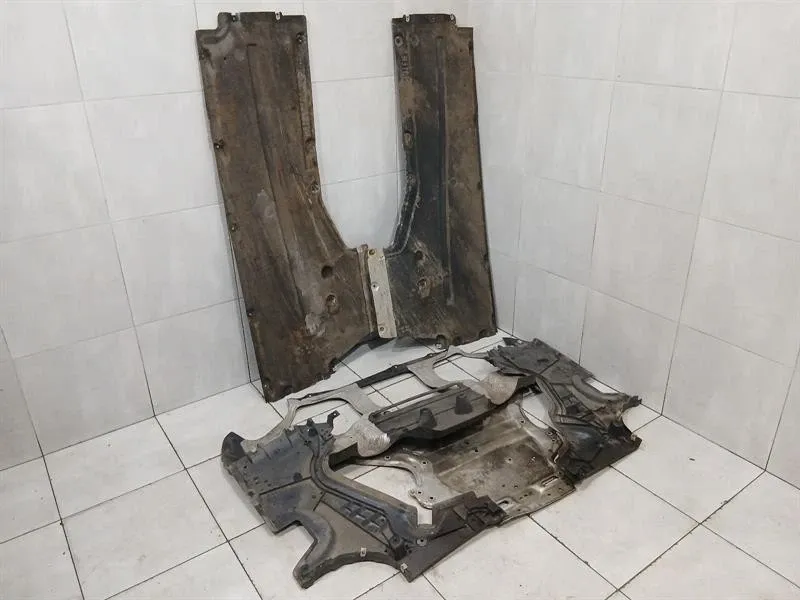 BMW F90 G30 M5 Undertray Set 51758081659 Underbody Trim Set FECTS