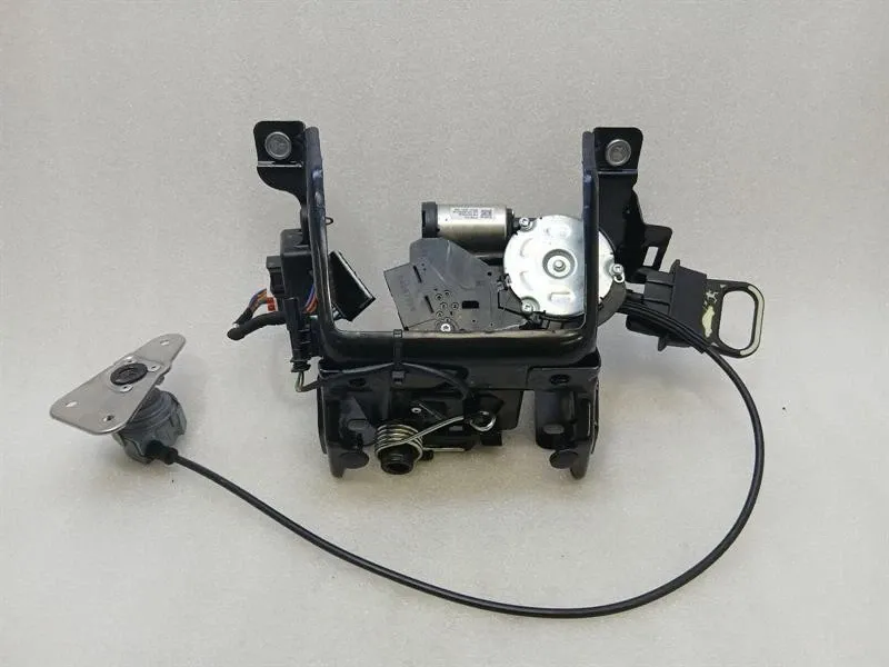 Chevrolet Corvette C8 boot lock 86782301 tailgate lock