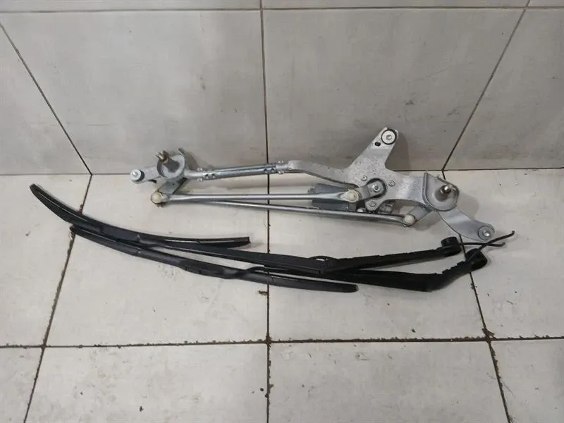 Chevrolet Corvette C8 Front Wiper Linkage 84640528 RHD RIGHT HAND DRIVE