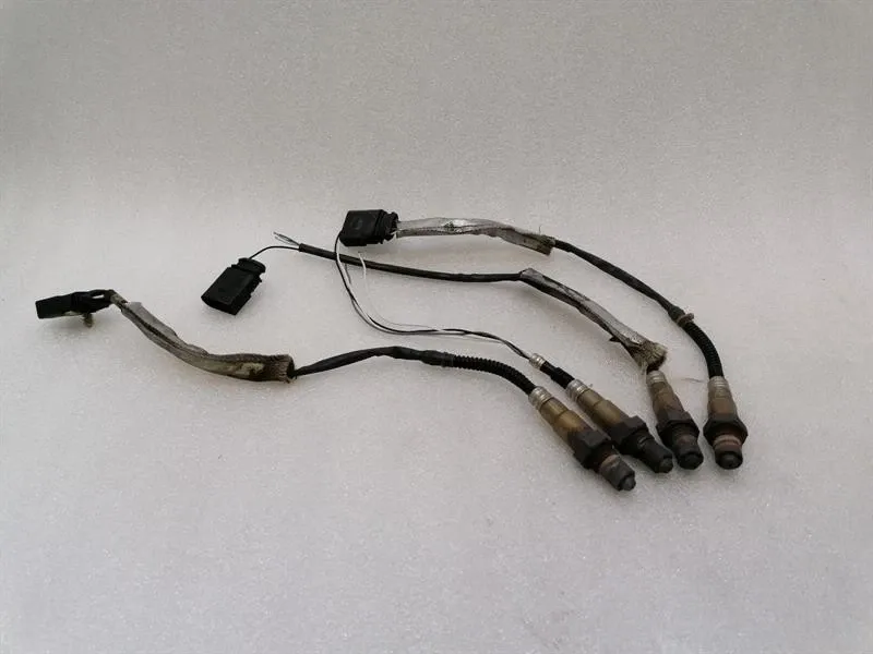 Bentley Arnage T lambda sensor set 06A906262AT lambda sensor set defect