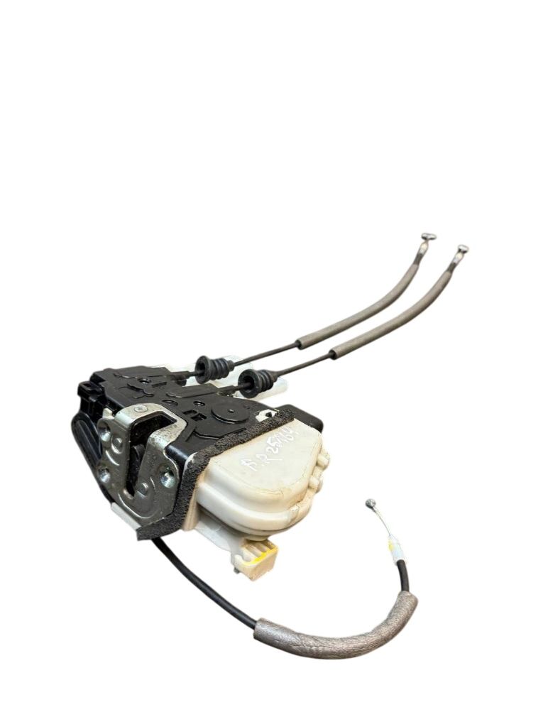 813202W010 Door Lock Front Right HYUNDAI SANTA FE III (DM) (2012-2018)