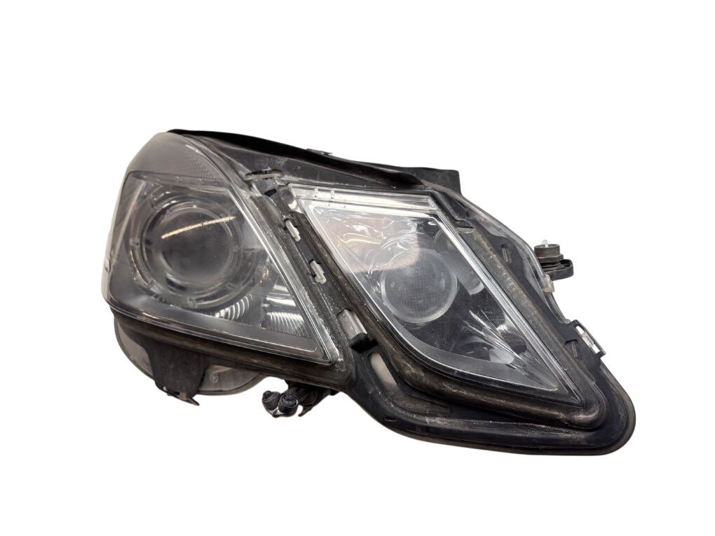1ZT00970208 Headlight right MERCEDES-BENZ E-CLASS (W212) (2009-2016)