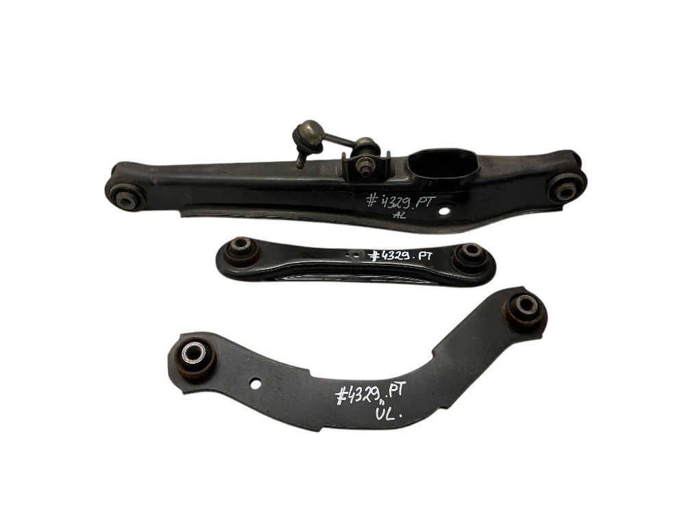 4113A125 4117A039 MN184100 Rear Axle Track Control Arm lower Right MITSUBISHI OUTLANDER III (GG, GF, ZJ, ZK, ZL) (2012-2021)