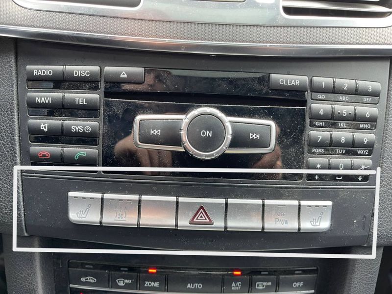 2129050104 2129050107 Combined switch set in dashboard MERCEDES-BENZ E-CLASS (W212) (2009-2016)