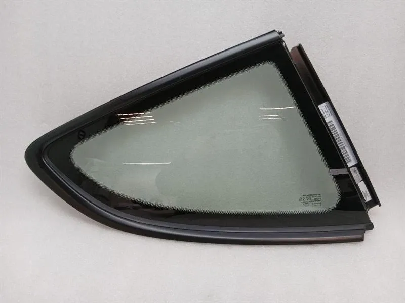 Porsche Cayman 718 GT4 Right Rear 1/4 Glass 98154311212 Door Glass 1/4 Rear RH