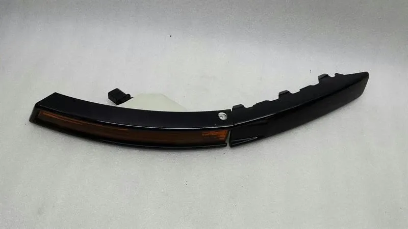 Volkswagen Passat Unknown Left Indicator 3C0953041J Left Side Indicator