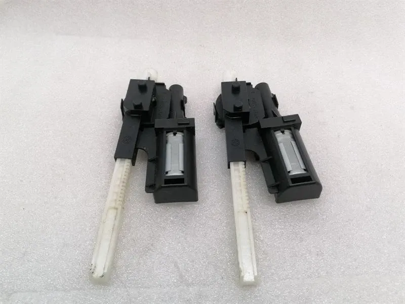 Mercedes CL W216 Headrest Engine Set A2158200642 Headrest Adjustment Motor