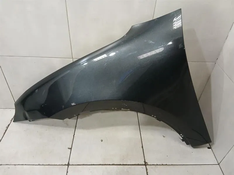 Porsche Macan 95C Left Wing 95C821101B Macan-E Left Fender