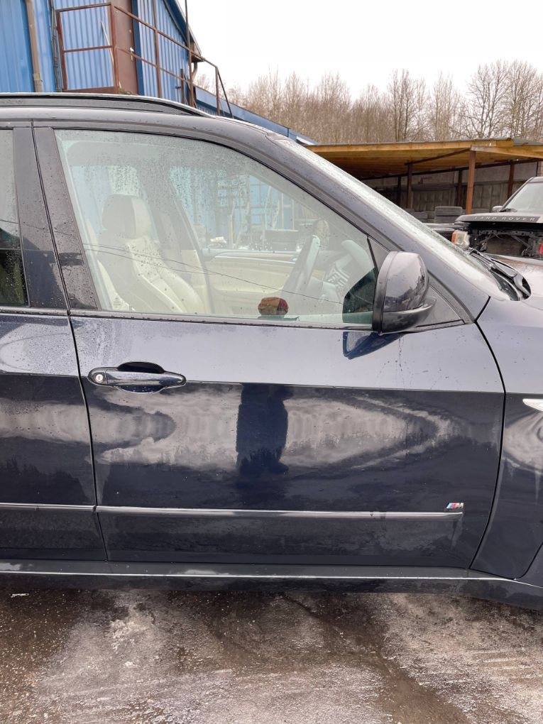 7211424 Door Front Right BMW X5 (E70) (2007-2013)