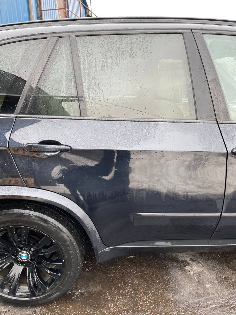 7261482 Door Rear Right BMW X5 (E70) (2007-2013)