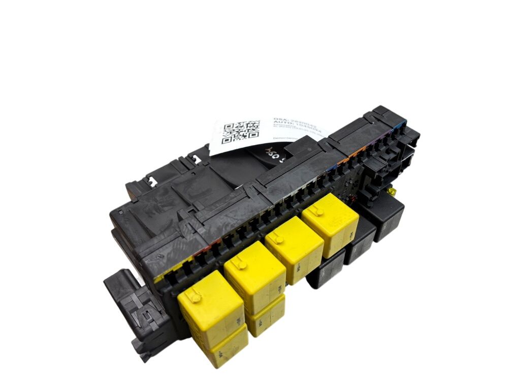 05045117 05045154 Fuse box MERCEDES-BENZ SL-CLASS (R230) (2001-2012)