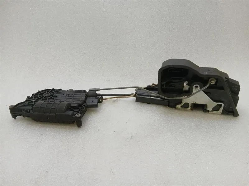 Rolls Royce Ghost Series II 2 Door Lock 51217185690 FR RHD Door Lock