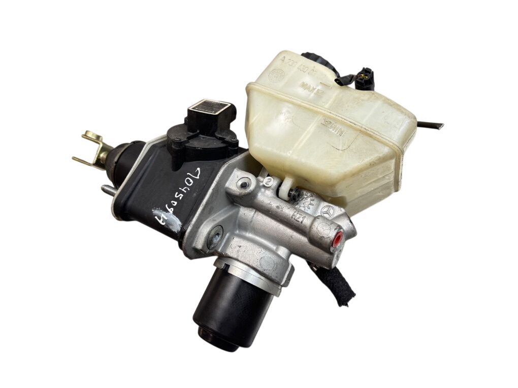 0204021687 0204024105 0204251302 Brake Master Cylinder MERCEDES-BENZ SL-CLASS (R230) (2001-2012)