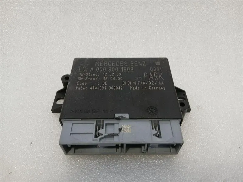 Mercedes C Class W205 Electronic Module A0009001808 PDC Control Unit