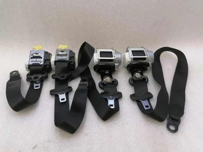 Ferrari Purosangue F175 seatbelt 740845 set of 4 seat belt harness set