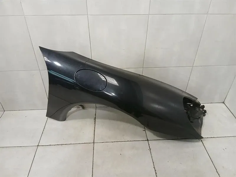 Porsche 911 996 Right Wing 99650303205 Right Fender