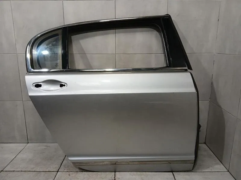 Bentley Continental Flying Spur Right Rear Door 3W5833056B Door Rear Right