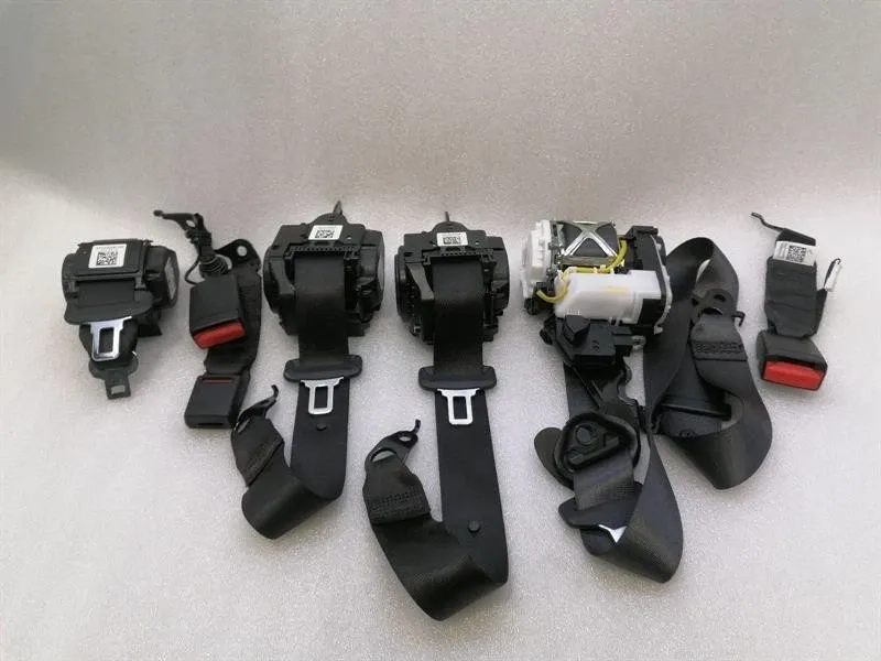 BMW 5 Series F90 G30 M5 Seatbelt USA SET Seat Belt Strap Set