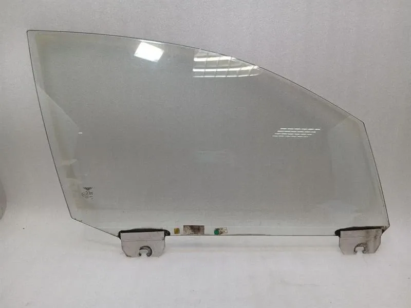 Bentley Flying Spur Right Front Door Glass 3W5845022C Right Door Glass
