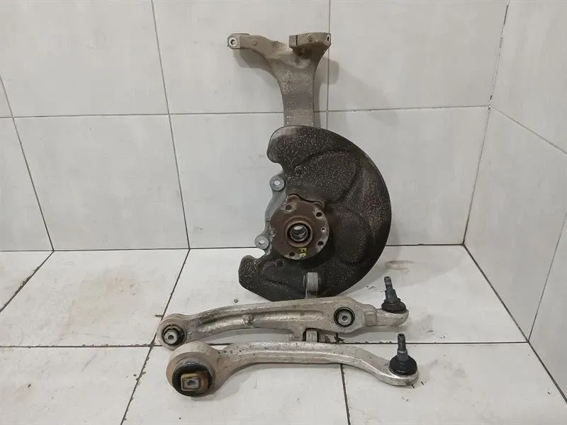 11-18 Bentley Continental GT W12 Front Hub 3W0407246A Wheel Bearing Housing Right